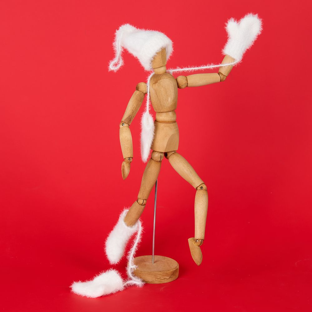 Подвеска на елку «Вьюжка», шапочка, белая-3