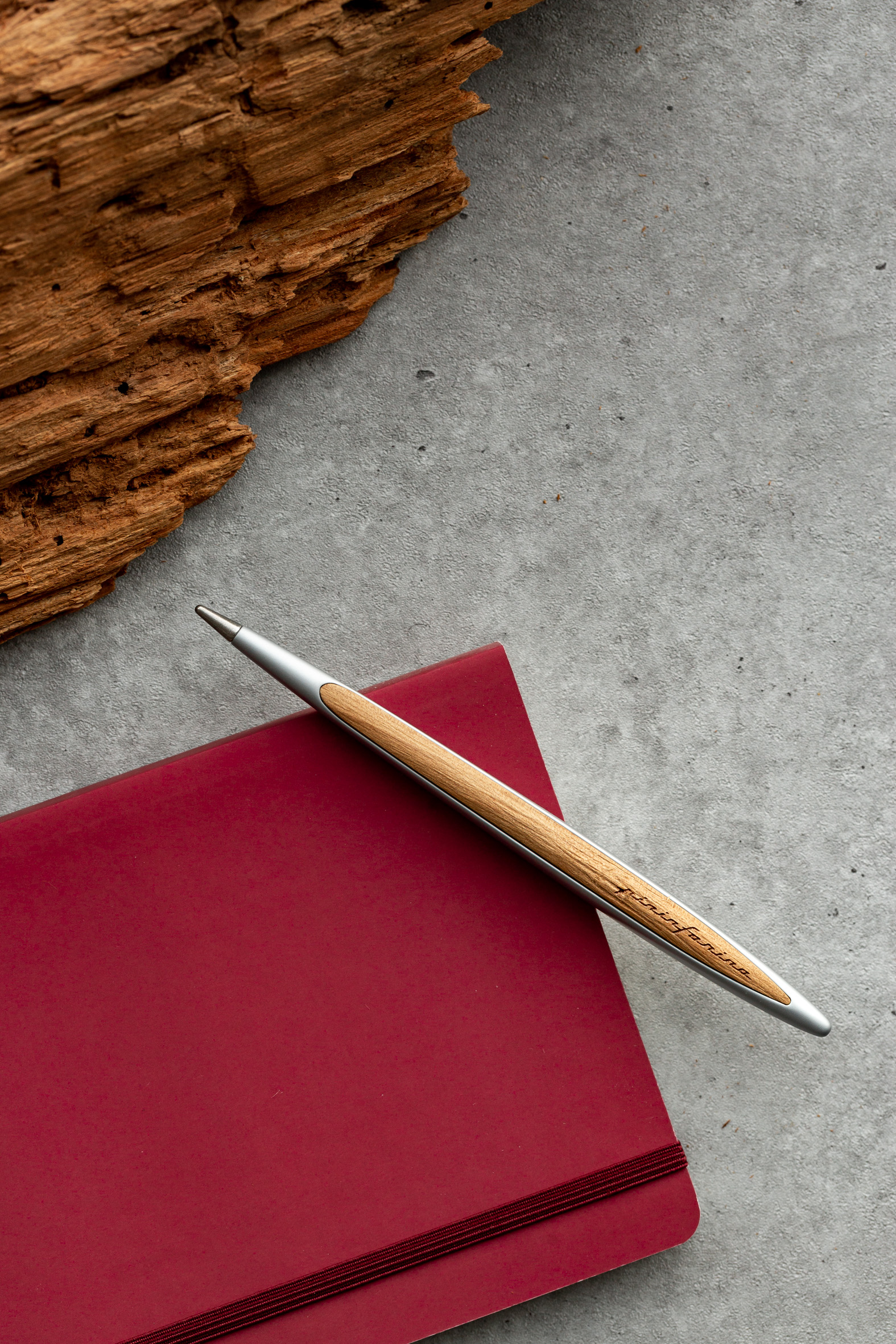 Вечная ручка Pininfarina Cambiano ALUMINIUM/WALNUT-20