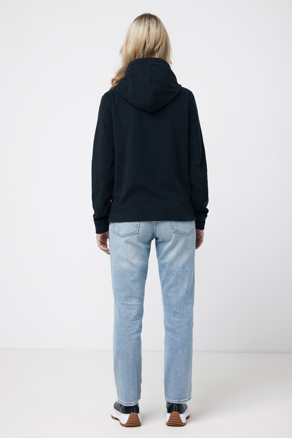 Худи Iqoniq Trivor из переработанного полиэстера AWARE™, унисекс, 240 г/м²-12