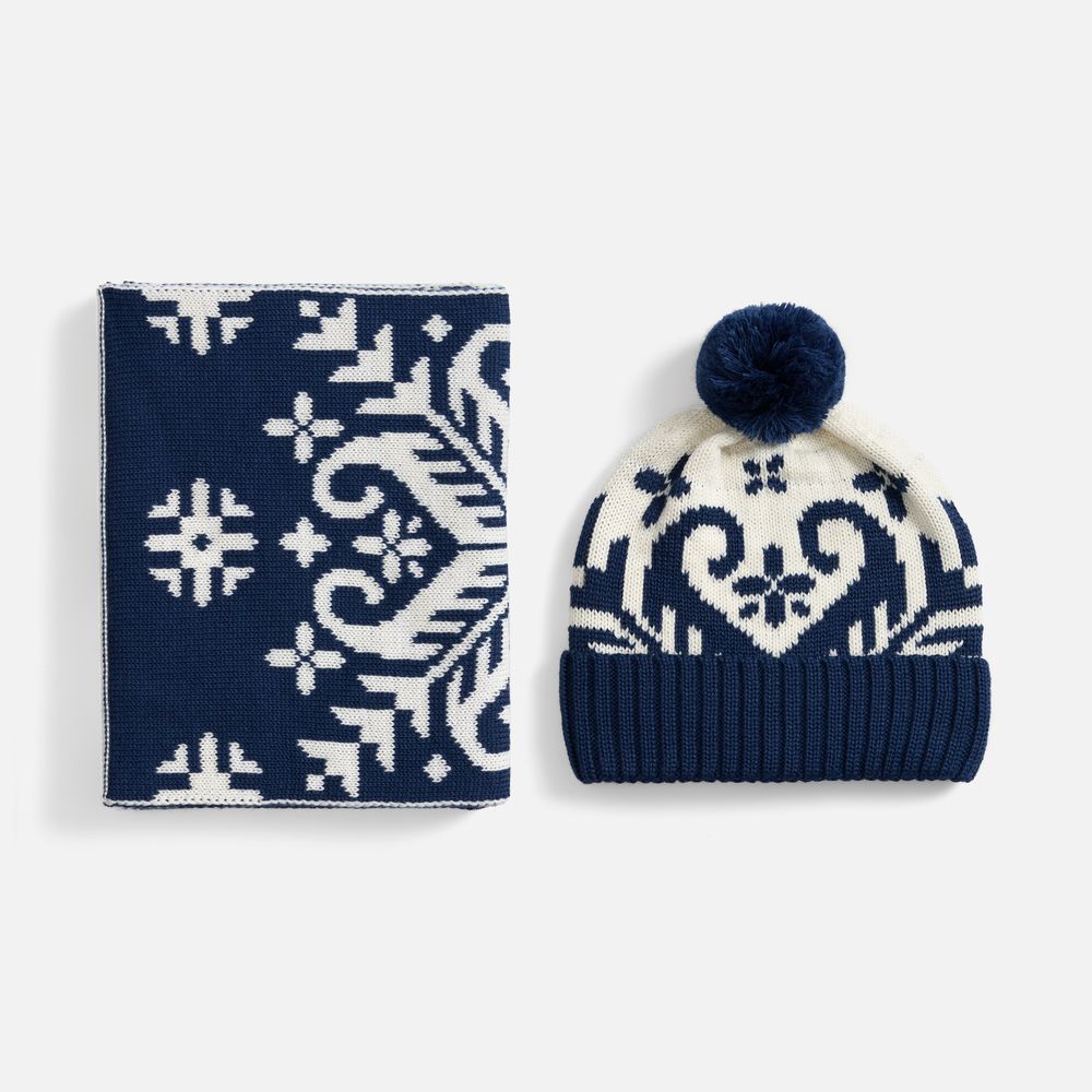 Шапка Wintertude, синяя с белым-2