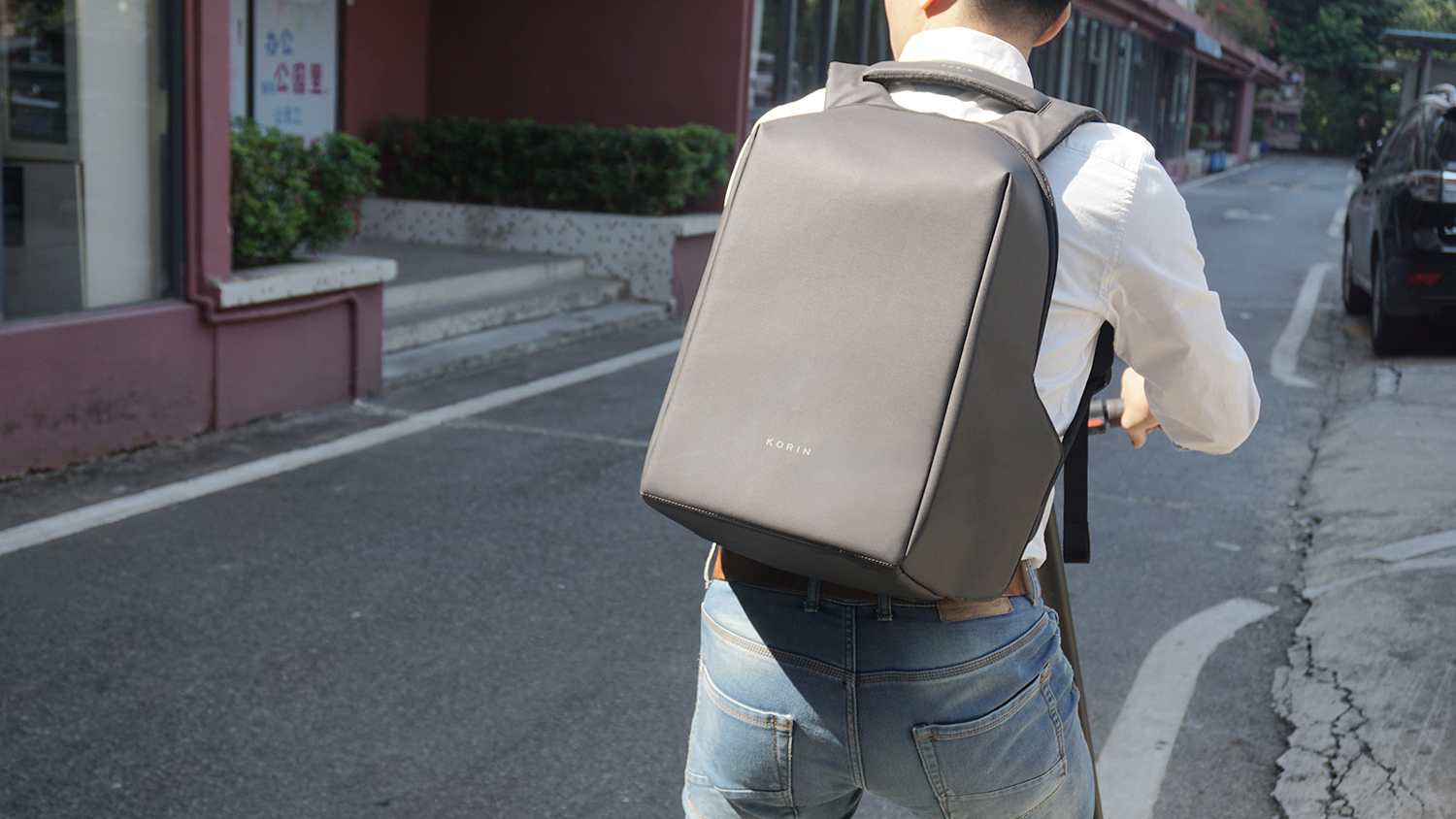 Рюкзак KORIN HiPack 43х33х16 см, черный-28