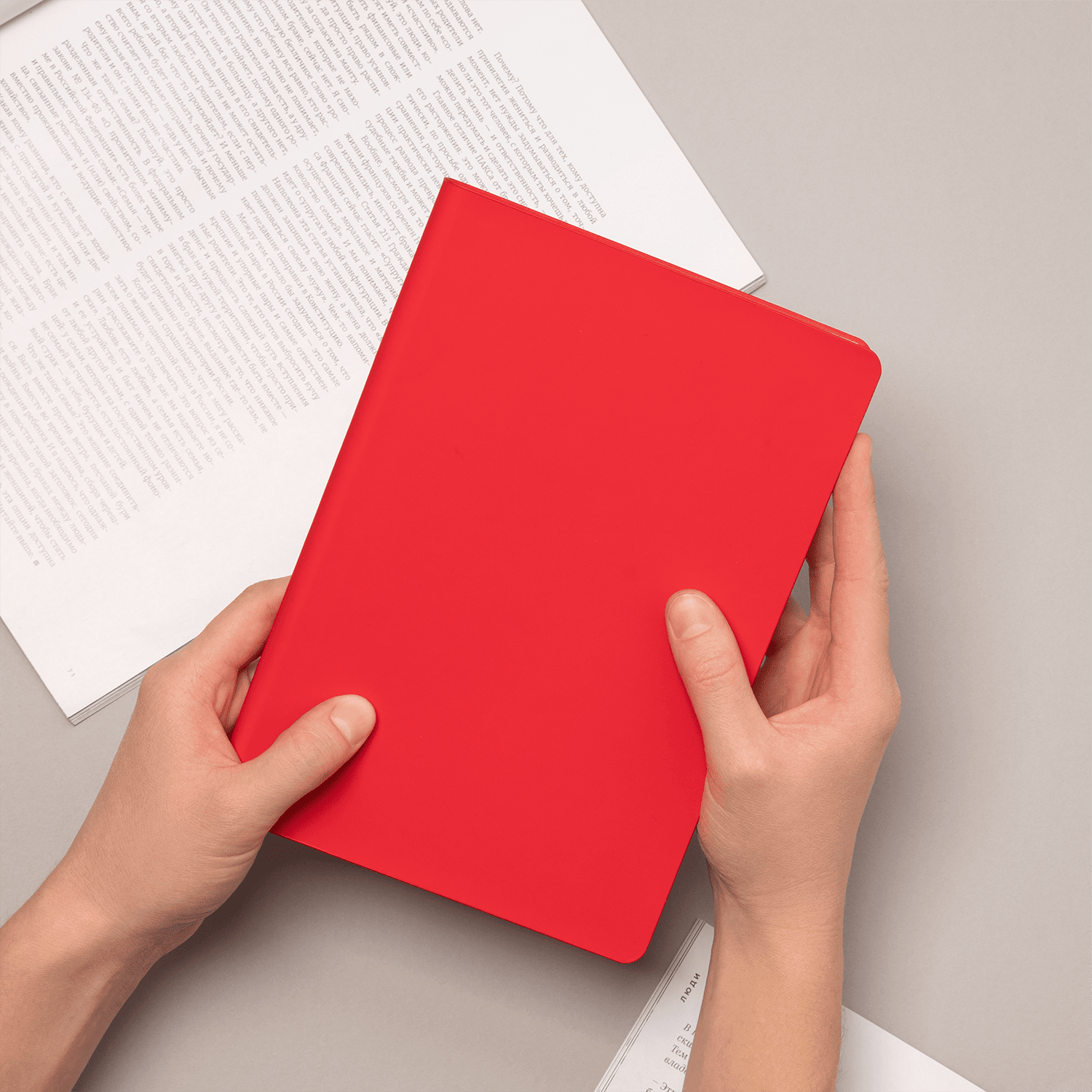 Ежедневник Spark недатированный, красный (без упаковки, без стикера)-8