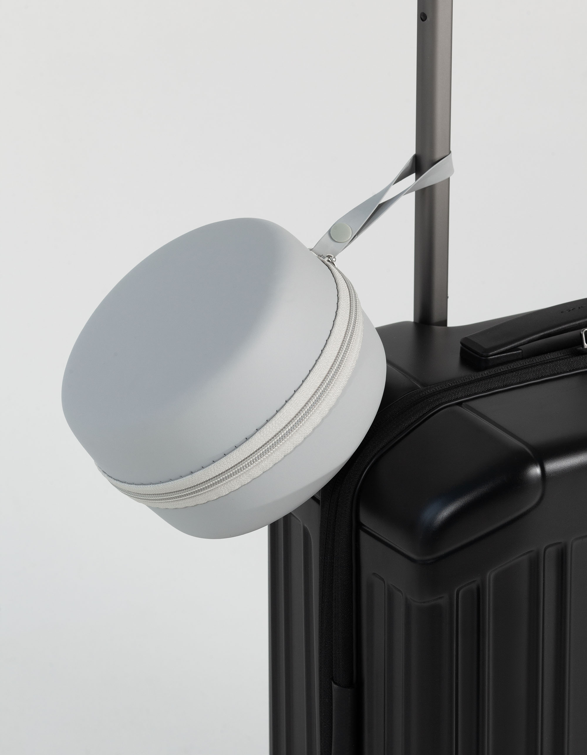 Подушка "Cloud" для путешествий в футляре-4