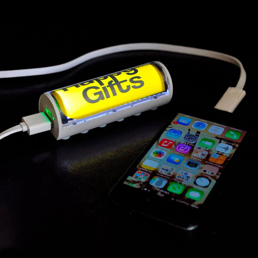 Универсальное зарядное устройство "Flash" (2600mAh) с подсветкой логотипа, белый-5