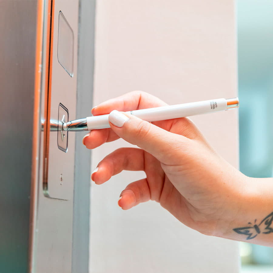 Шариковая ручка со стилусом TOPEN, белый, антибактериальный пластик, белый-10