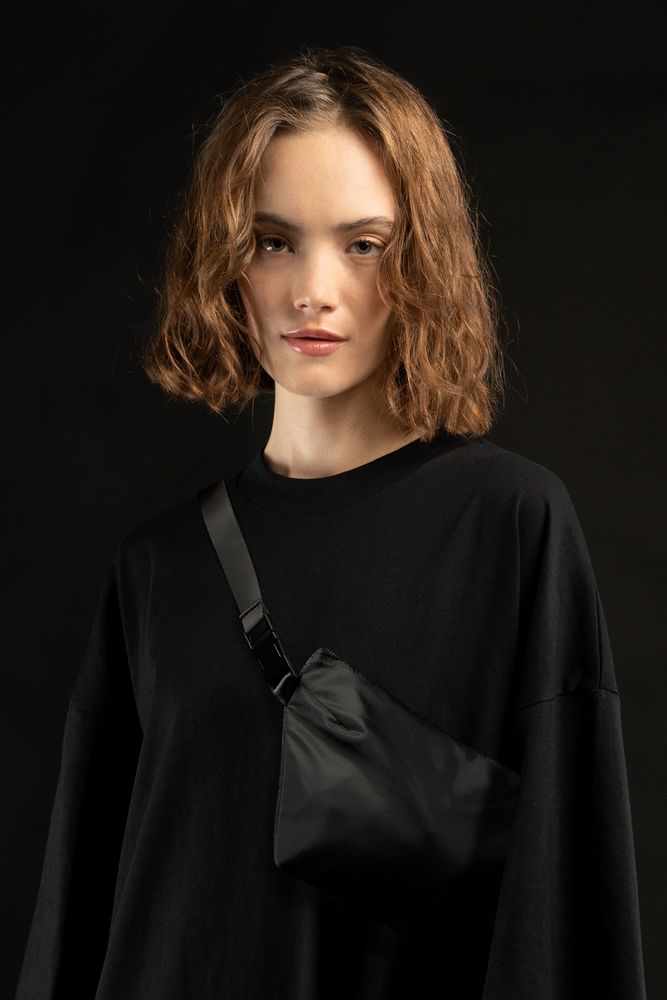 Поясная сумка W1, черная-0