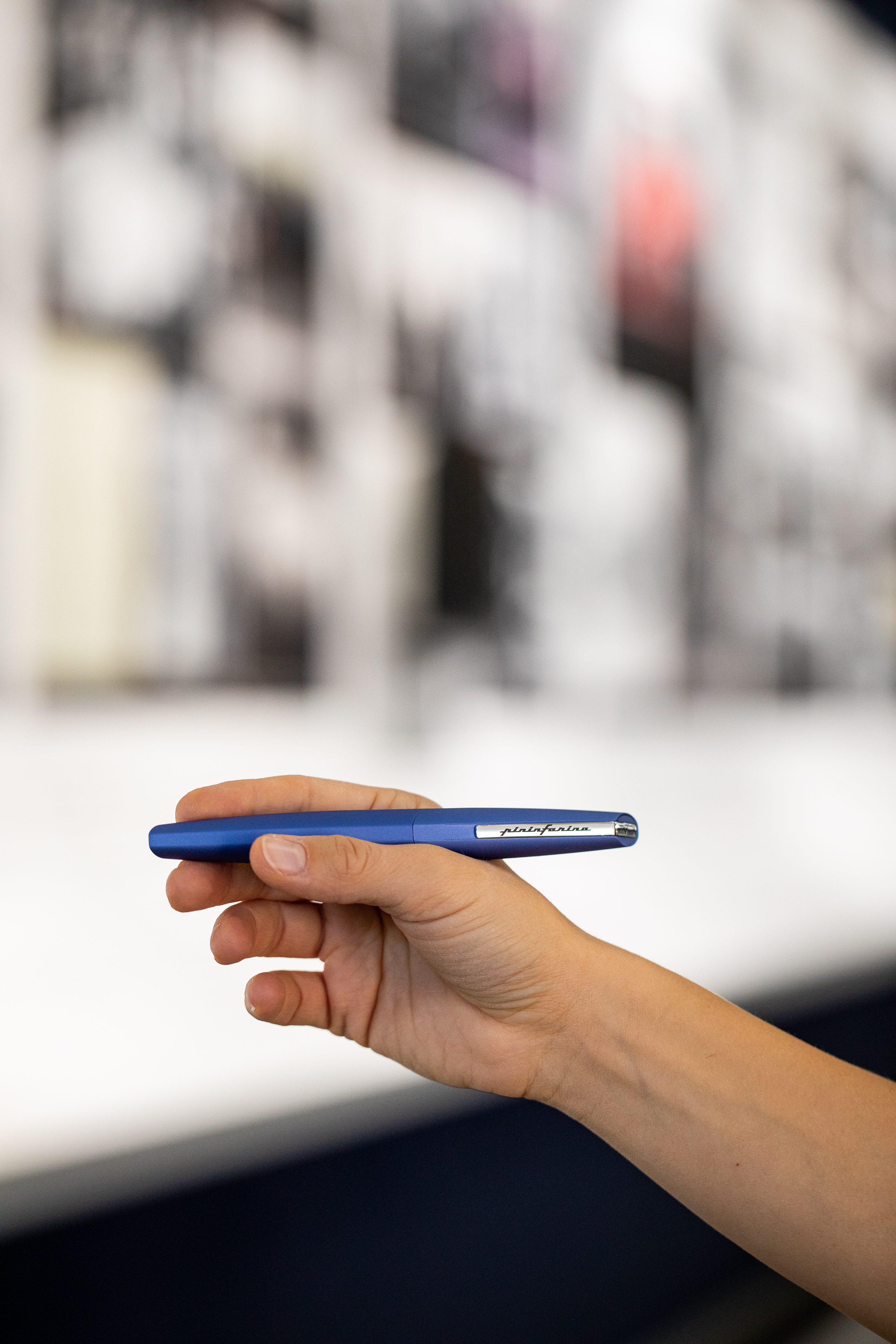 Роллер Pininfarina PF Two BLUE-7