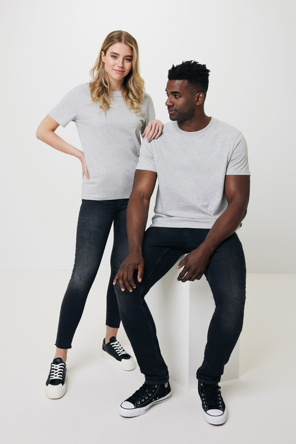 Футболка Iqoniq Manuel из переработанного неокрашенного хлопка, унисекс, 180 г/м²-1