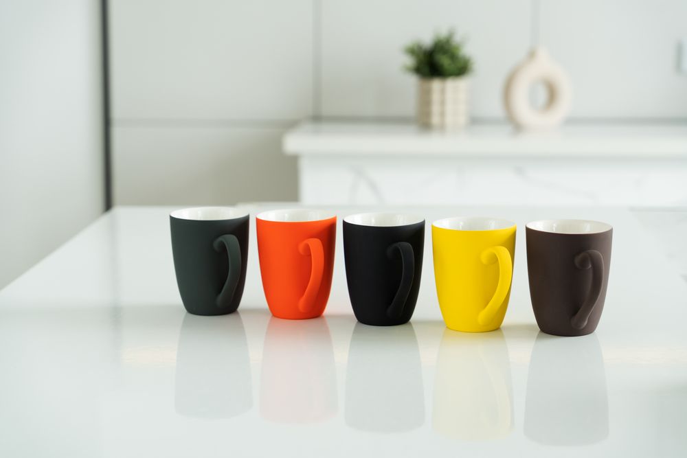 Кружка Good Morning с покрытием софт-тач, ver.2, черная-2