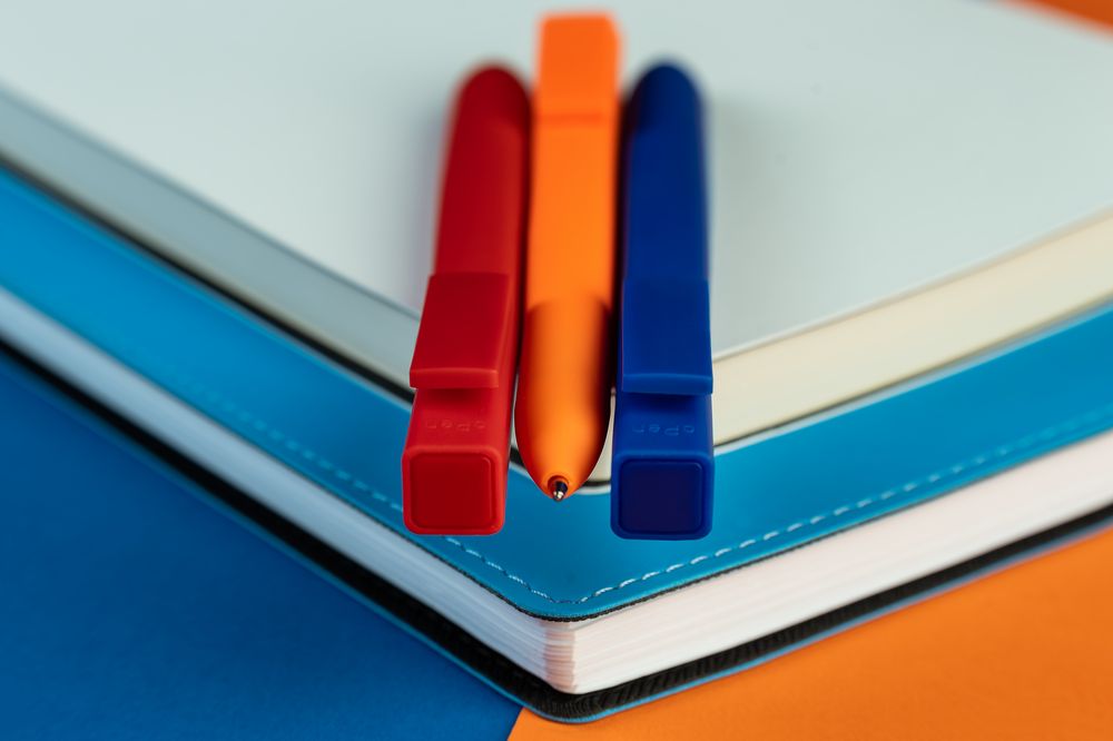 Ручка шариковая Swiper SQ Soft Touch, красная-3