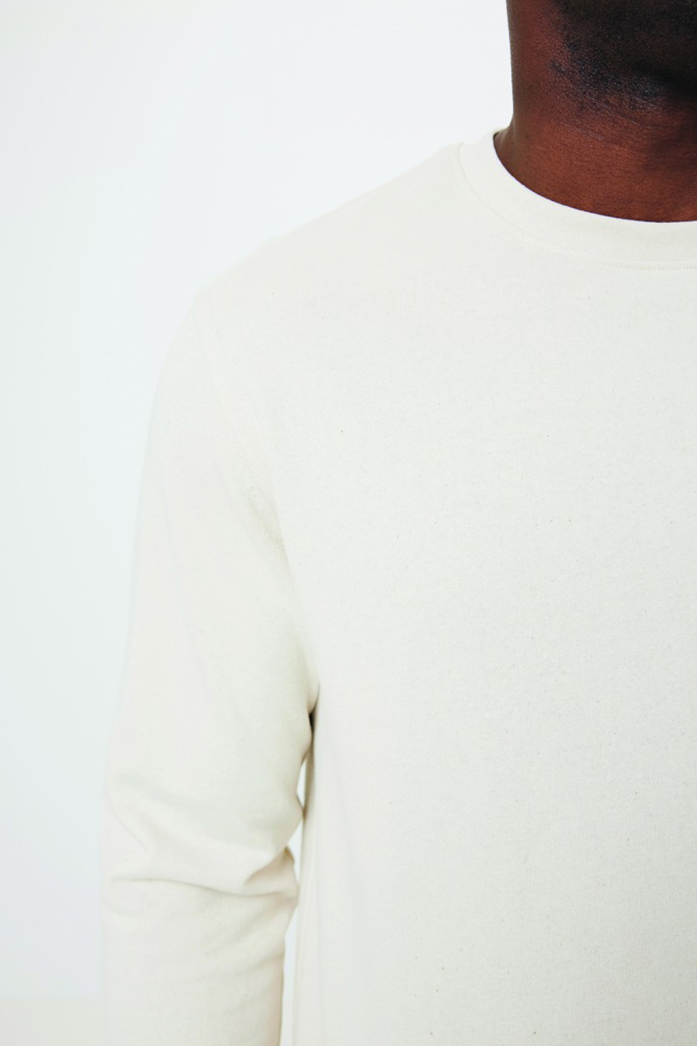 Свитшот Iqoniq Denali из переработанного неокрашенного хлопка, унисекс, 340 г/м²-25