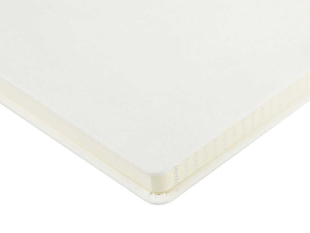 Ежедневник недатированный А5 Megapolis Velvet New, белый-1