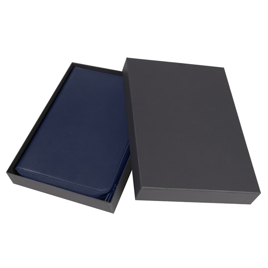 Ежедневник недатированный Chief , A5, на молнии, темно-синий, кремовый блок, подарочная коробка, темно-синий-7