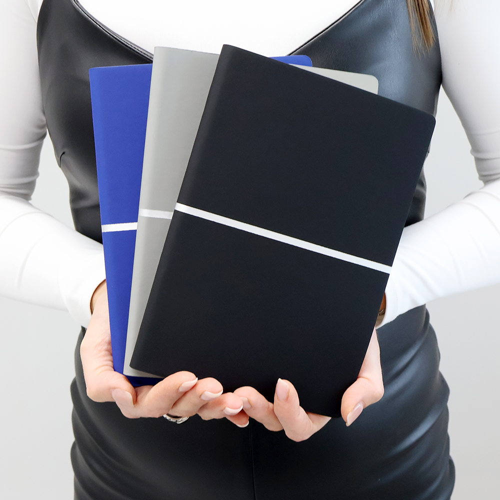 Ежедневник A5 недатированный Equator в мягком переплёте, чёрный-2