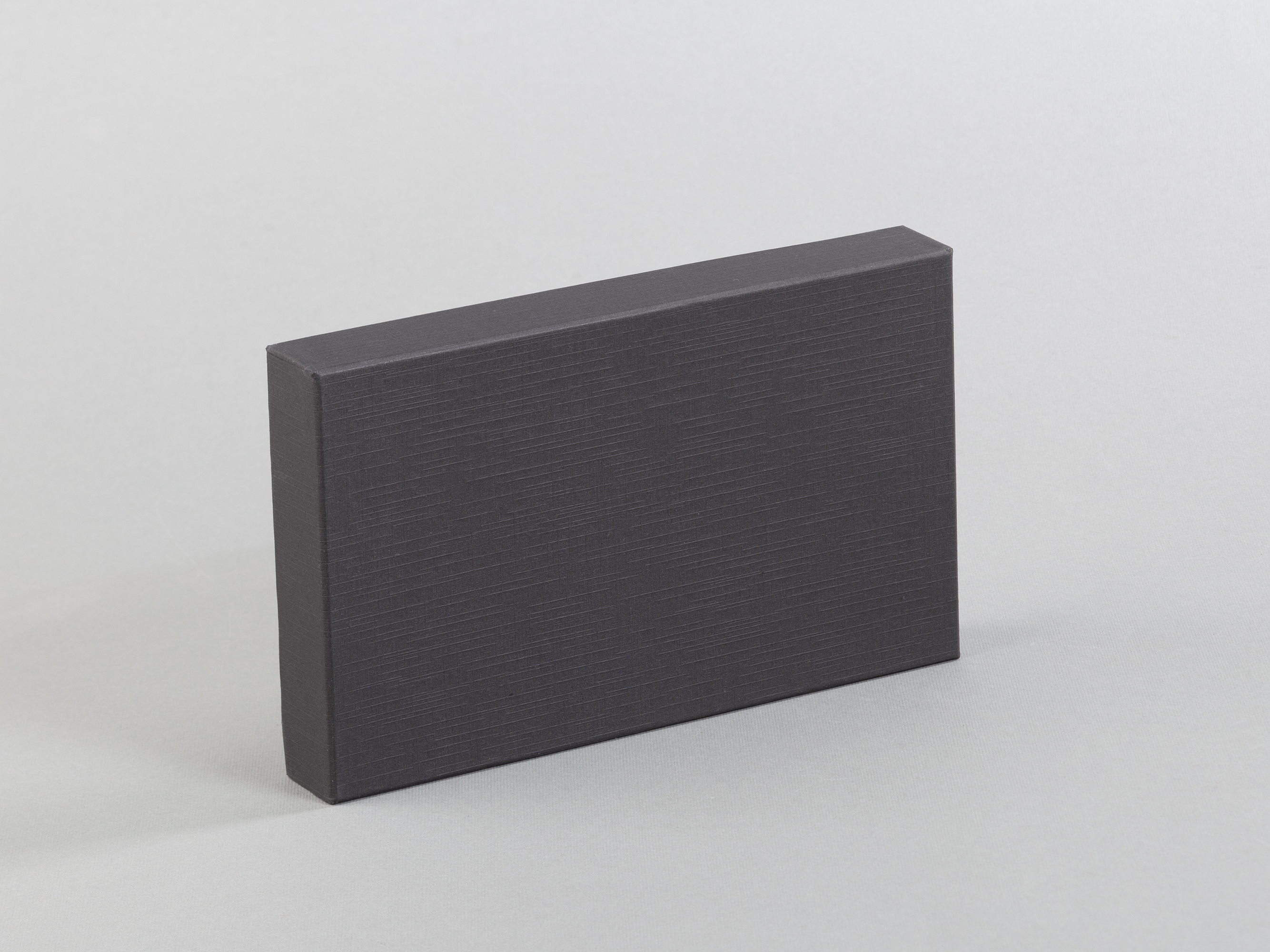 Подарочная коробка без ложемента (крышка-дно, 20 х 2,7 х 12,2 см)-0