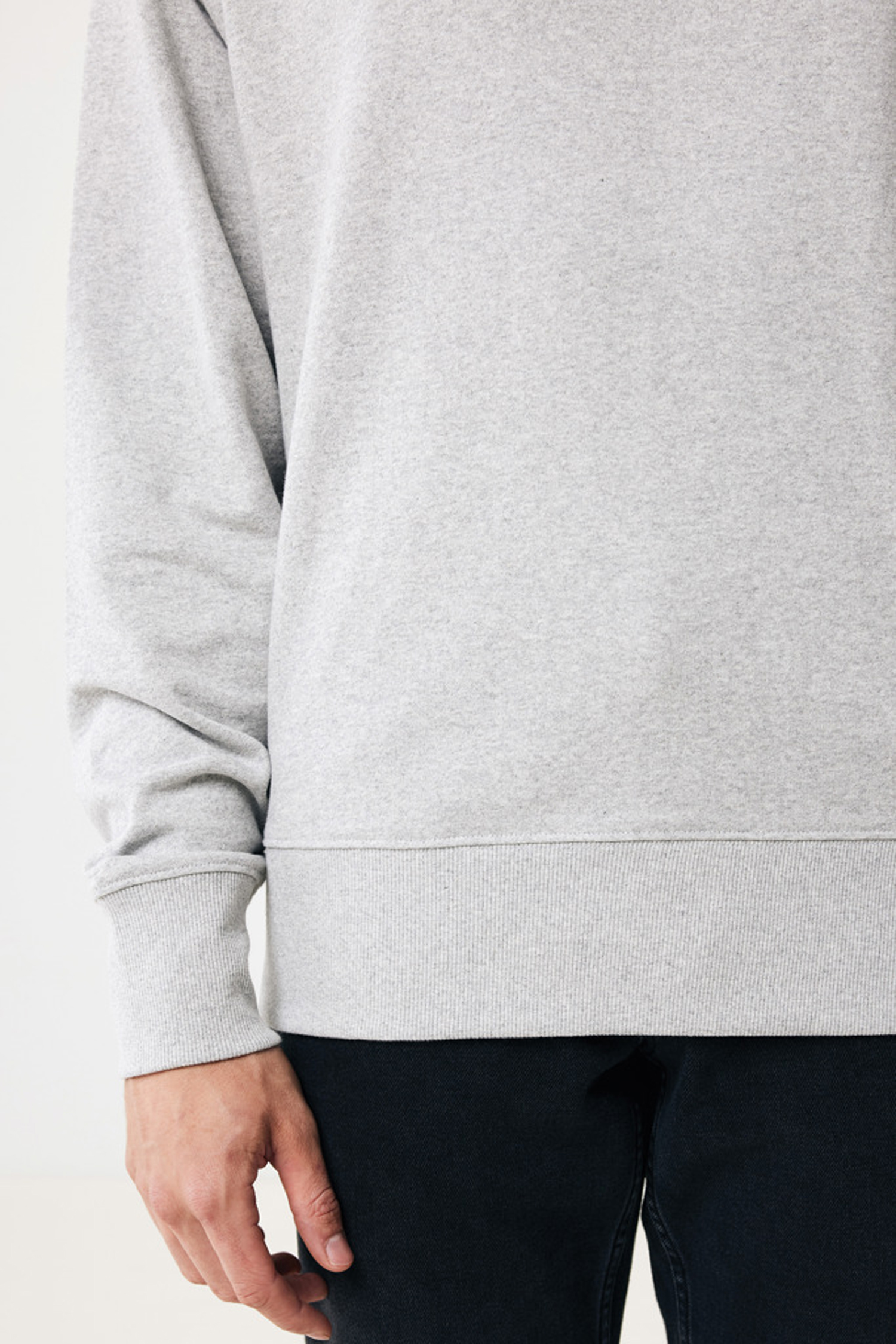 Свитшот Iqoniq Kruger из переработанного хлопка, свободный крой, унисекс, 340 г/м²-9