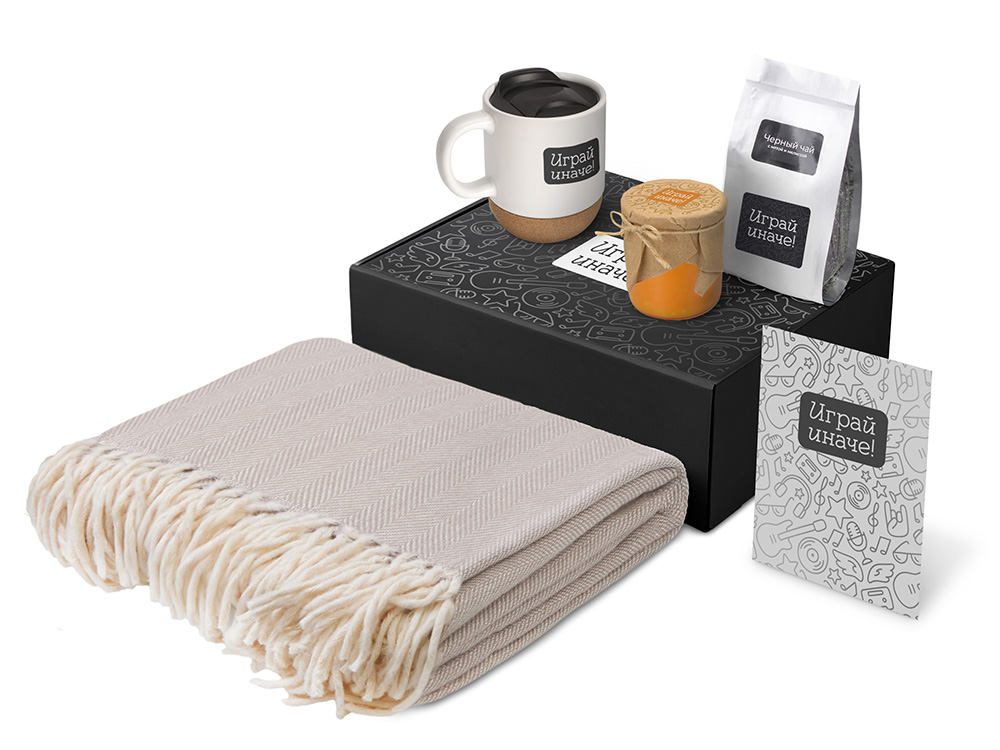 Подарочный набор Re:y. Nest с пледом, кружкой и вареньем-0