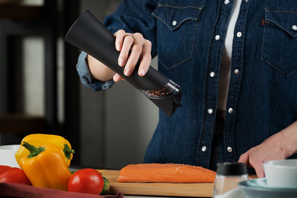 Гравитационная мельница для специй Gravita, черная-2