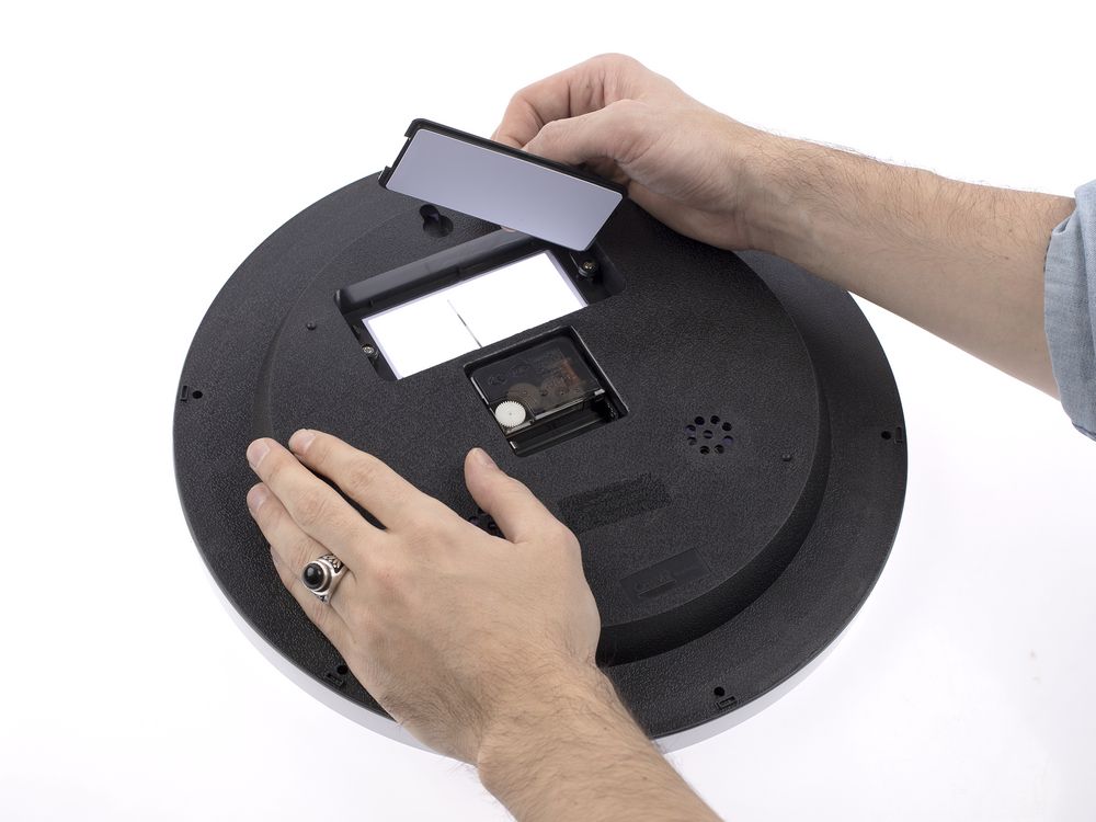 Часы настенные Insert2, белые-2