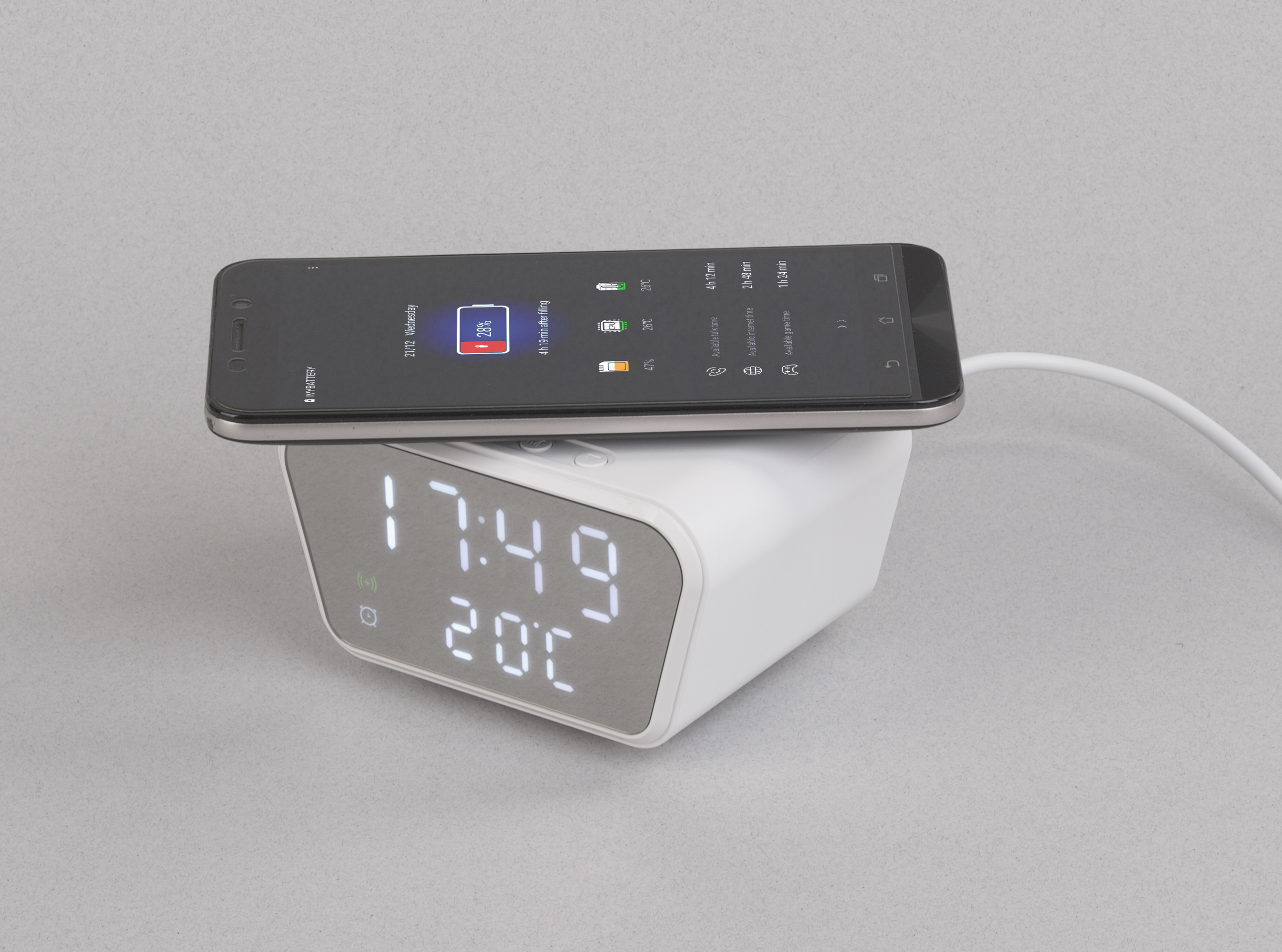 Настольные часы "Smart Clock" с беспроводным (15W) зарядным устройством, будильником и термометром-2