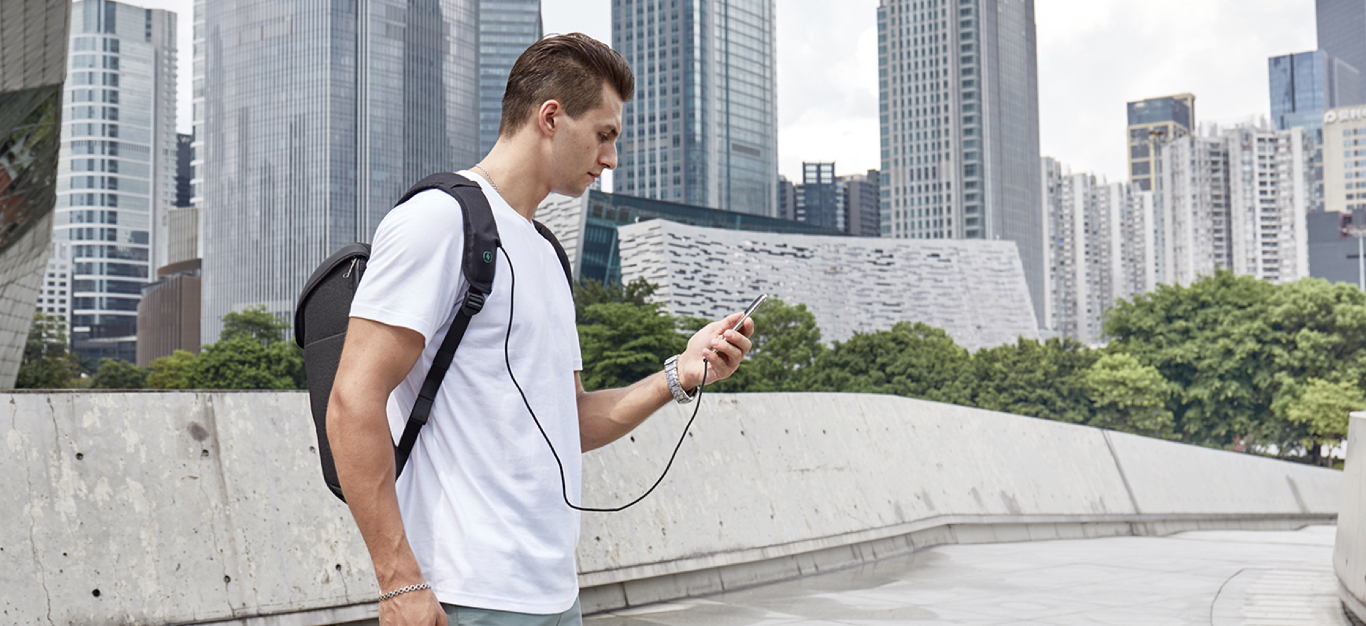 Рюкзак ClickPack X 45х32х15,5 см, с клапаном, черный-26