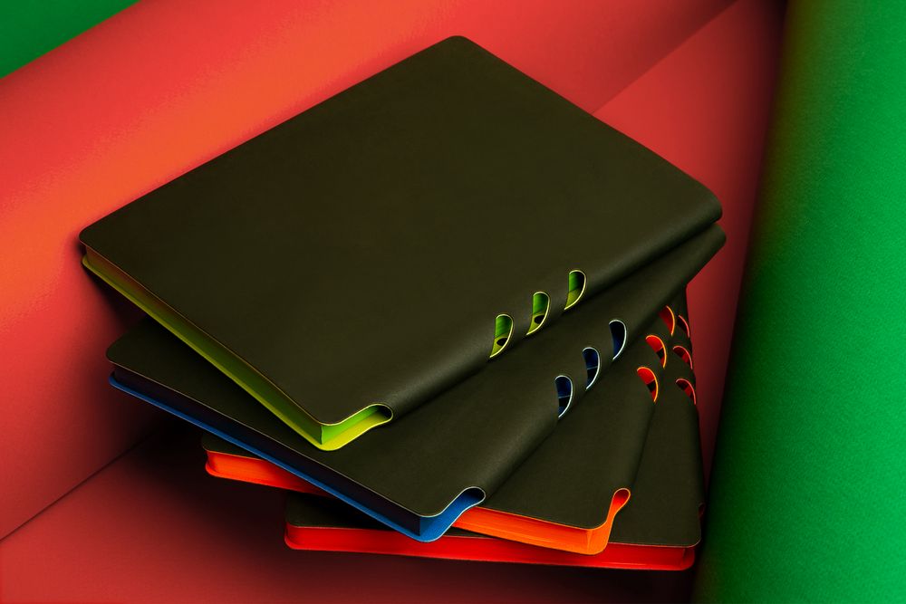 Ежедневник Flexpen Black, недатированный, черный с красным-6