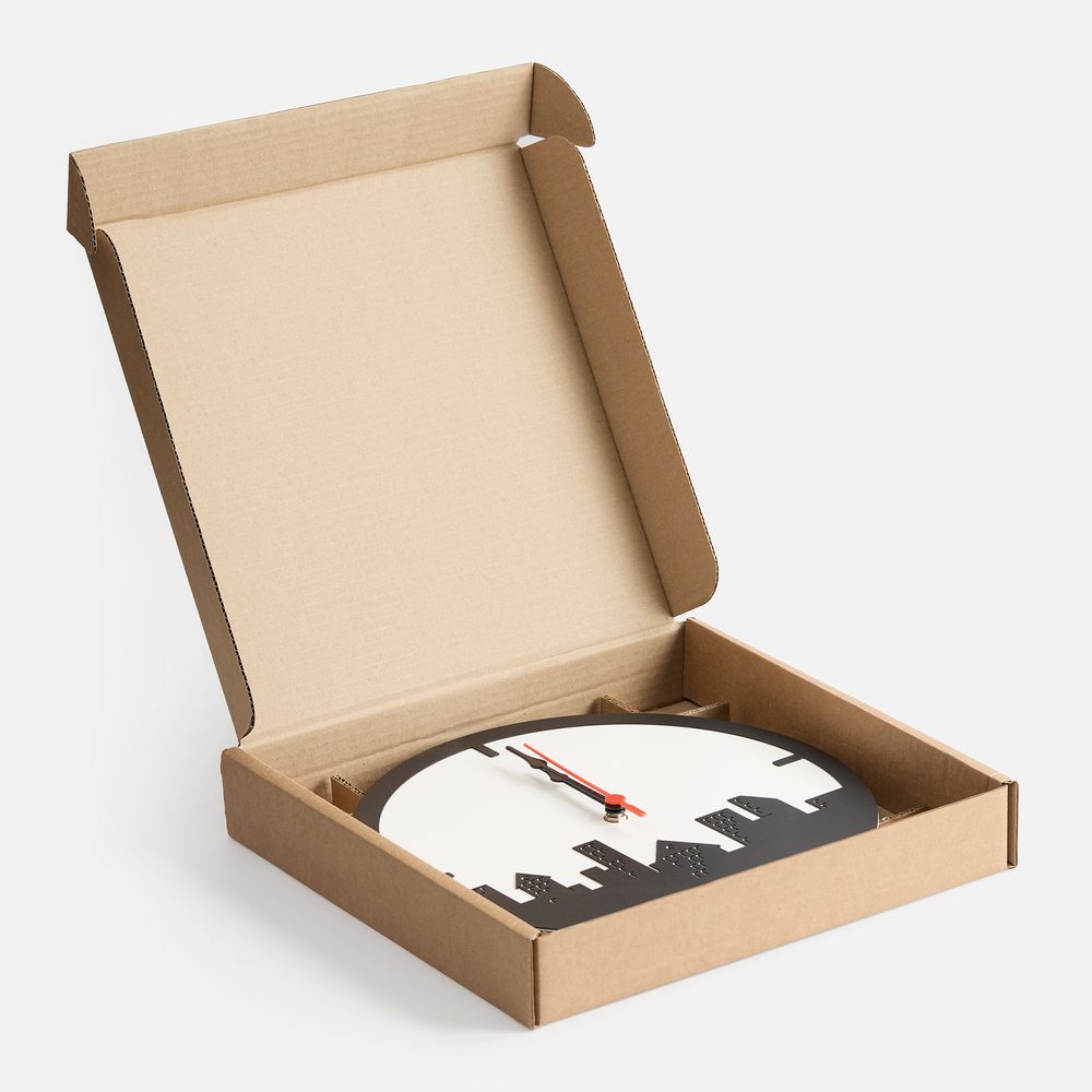 Часы «Города», черные-2