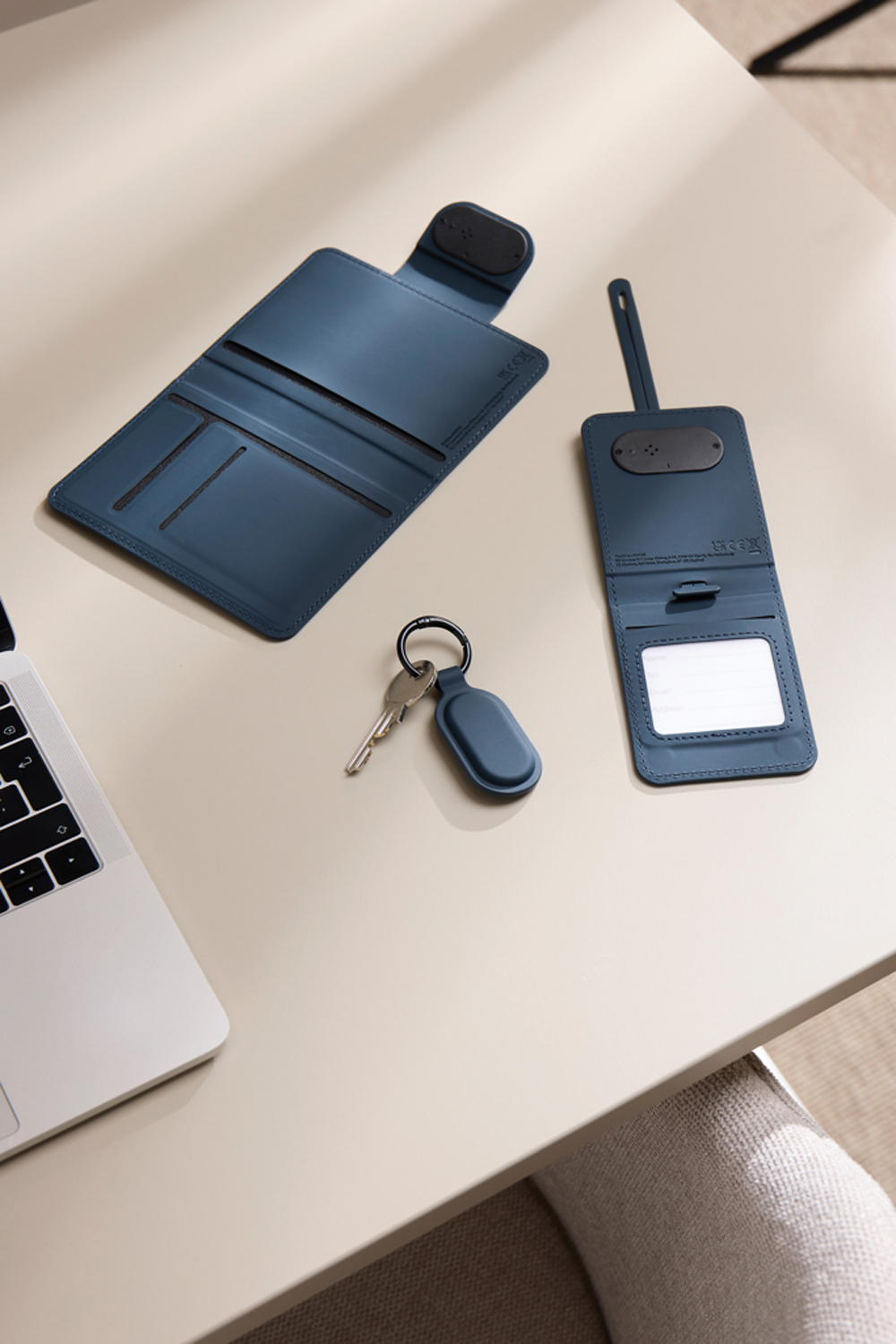 Обложка на паспорт VINGA Baltimore RCS с Bluetooth-трекером Dual-5