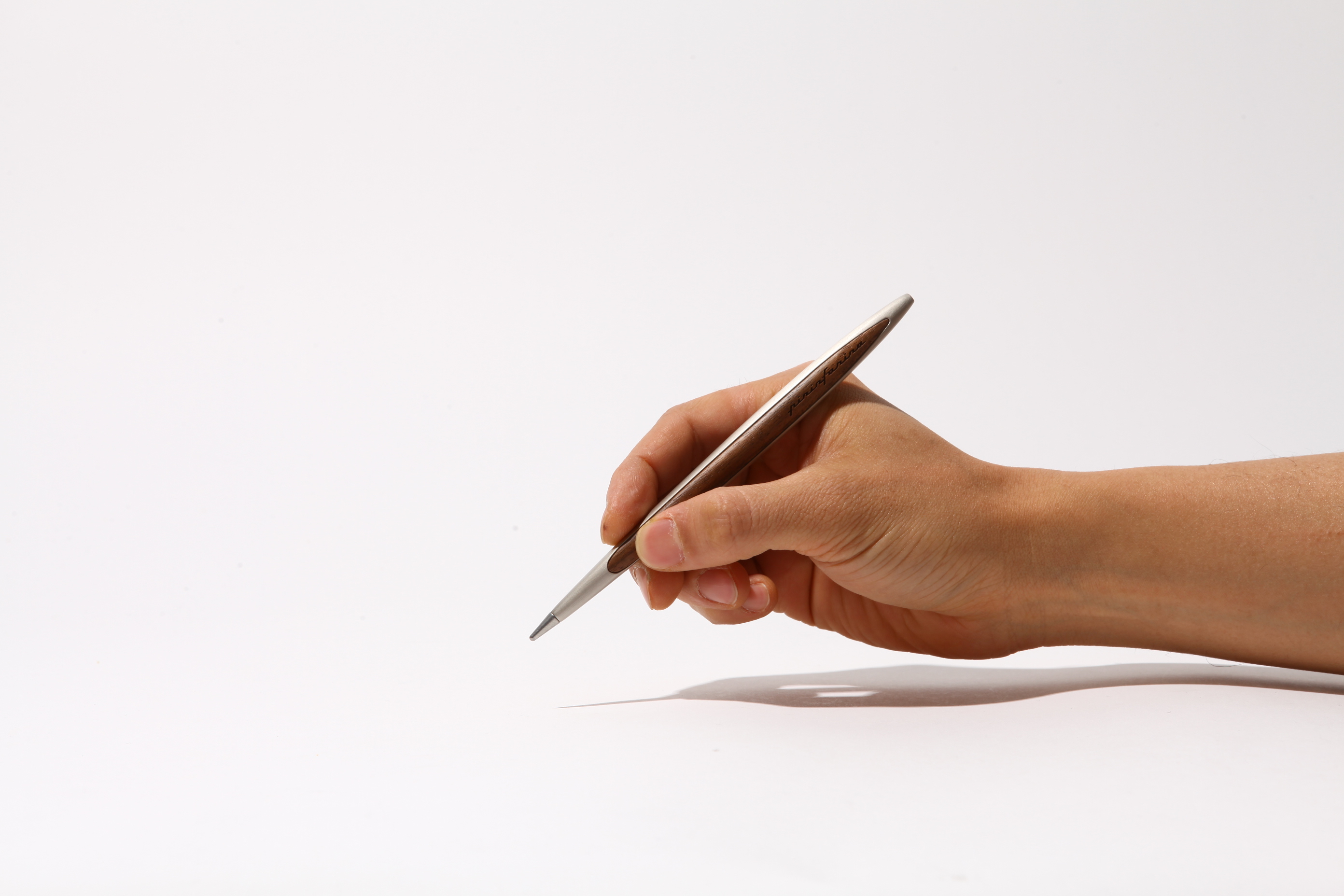 Вечная ручка Pininfarina Cambiano ALUMINIUM/WALNUT-15