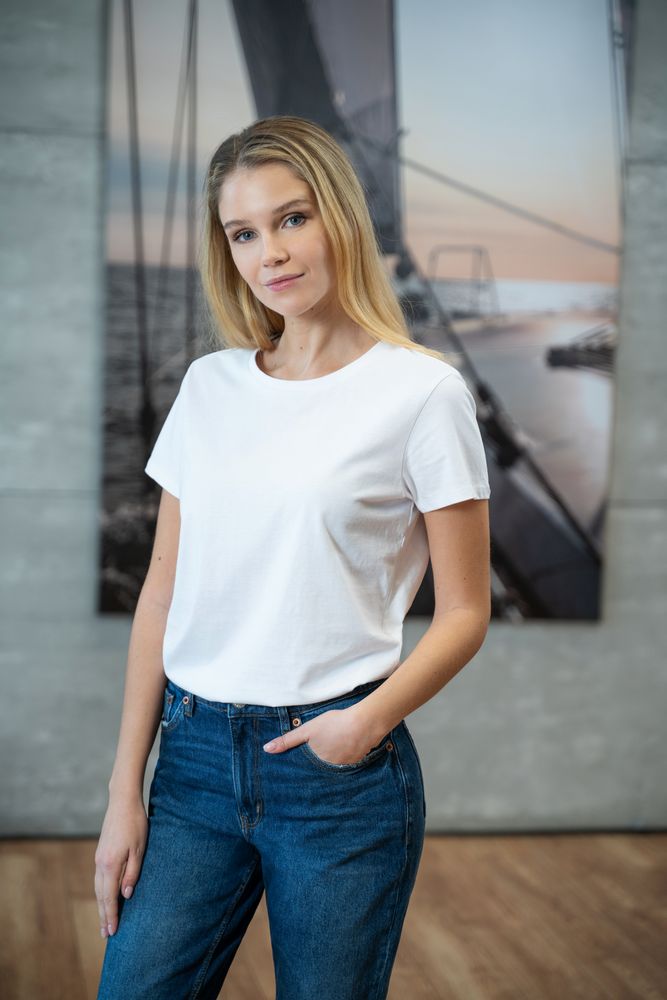 Футболка женская Ladies American U, черная-5
