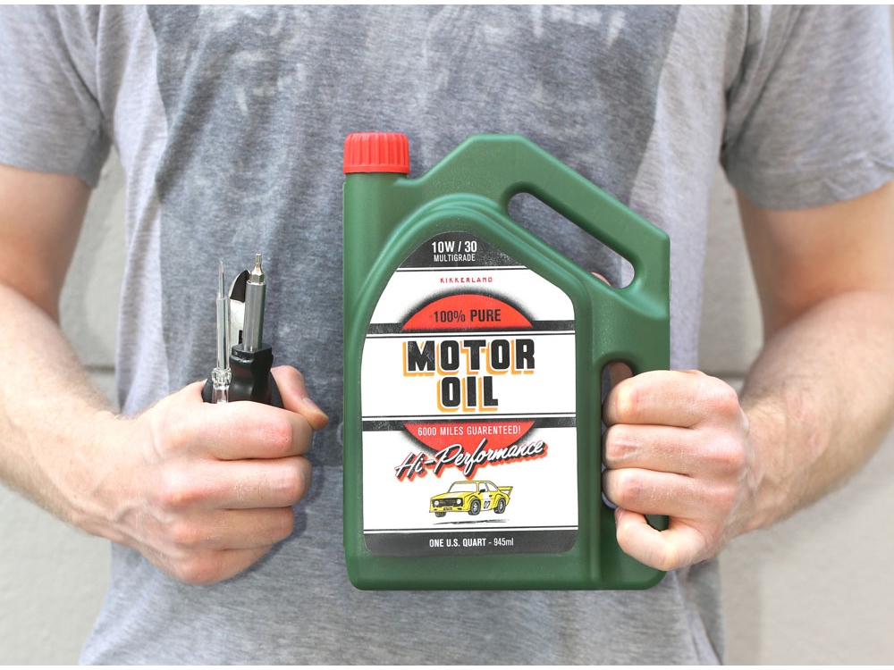 Набор инструментов в канистре Oil Jug-7
