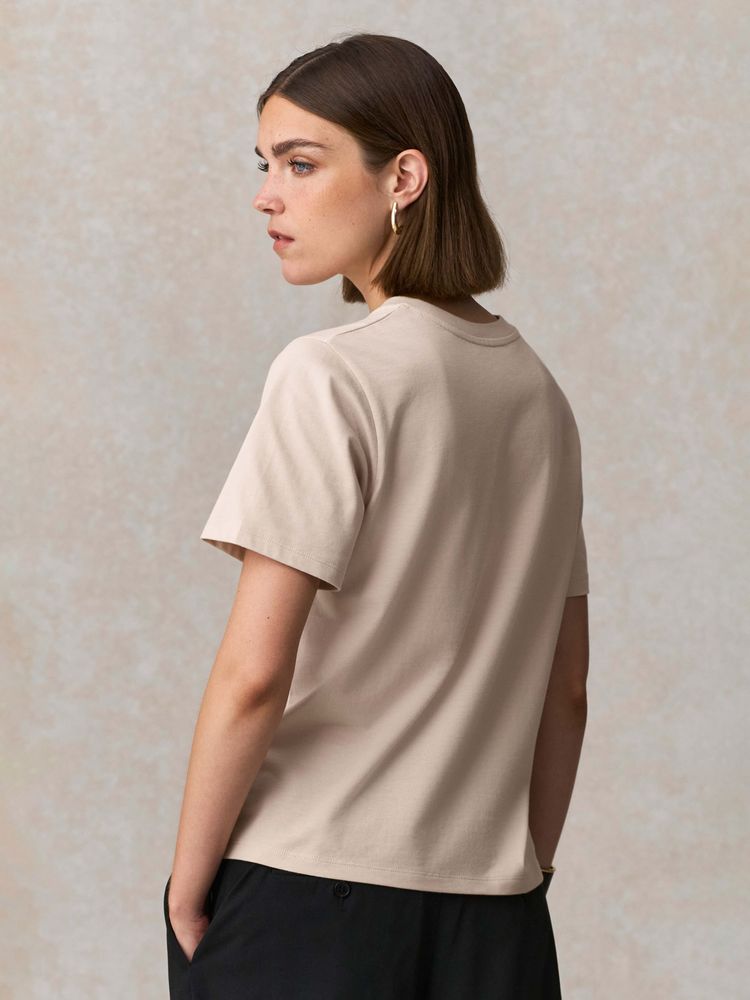 Футболка женская Legend Women, красная-2