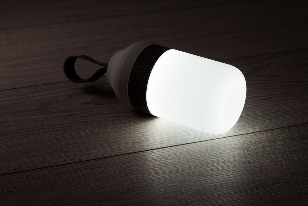 Защищенная колонка Eldflugg с кемпинговым фонарем-2