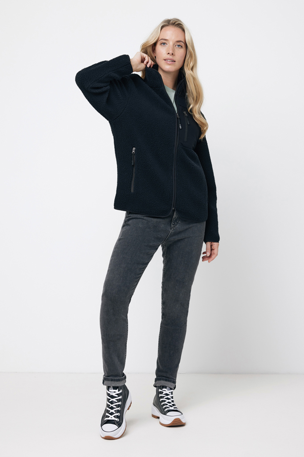 Куртка Iqoniq Diran из переработанного полиэстера AWARE™, унисекс, 320 г/м²-10