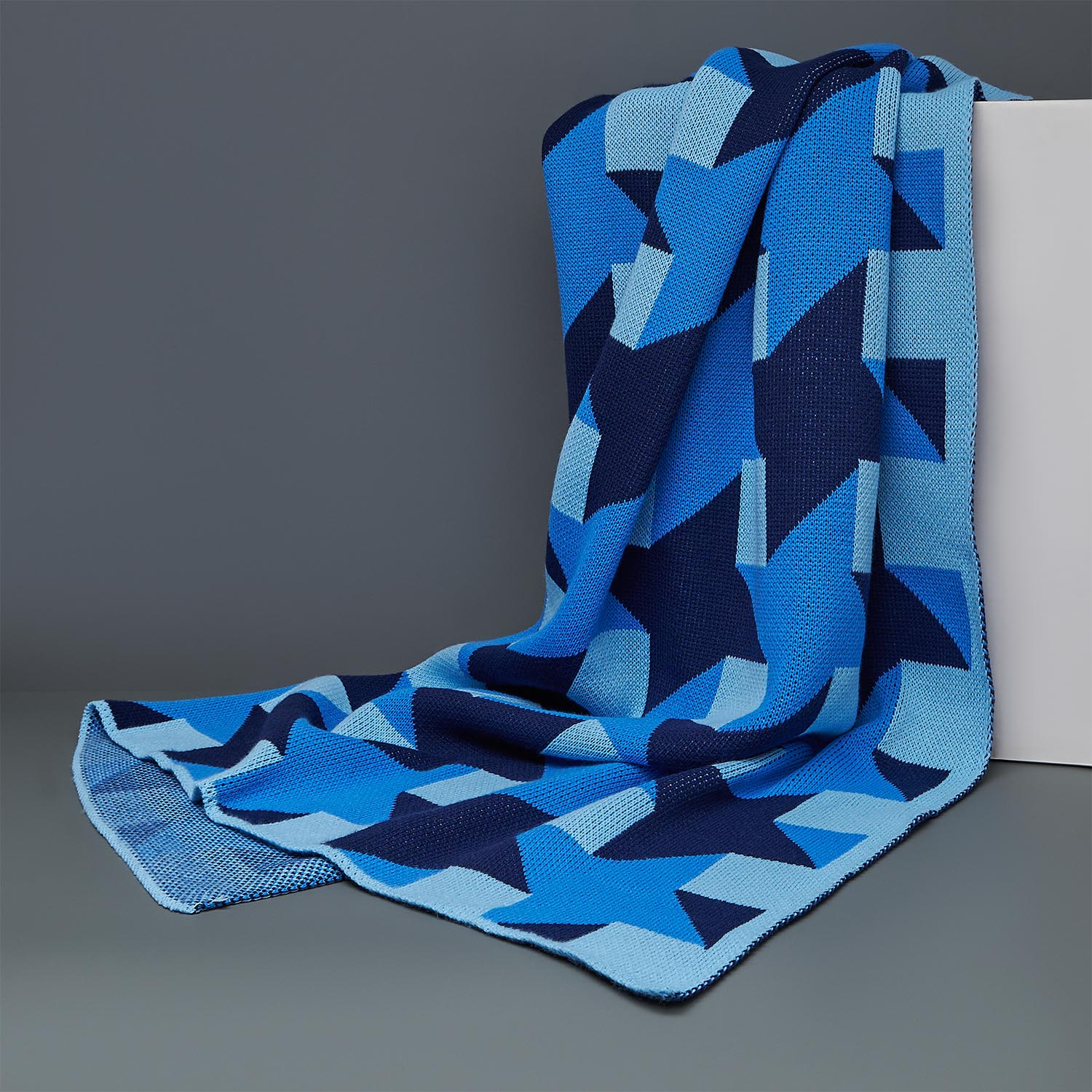 Плед под заказ с индивидуальным принтом. Акрил, Жаккард  3 цвета. Размер 110х190-2