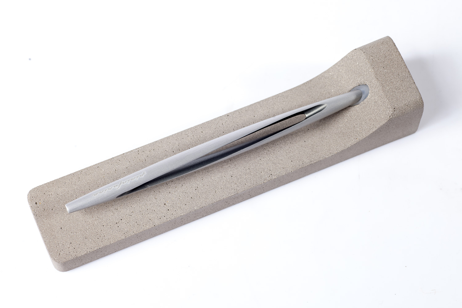 Вечная ручка Pininfarina Aero TITANIUM-4