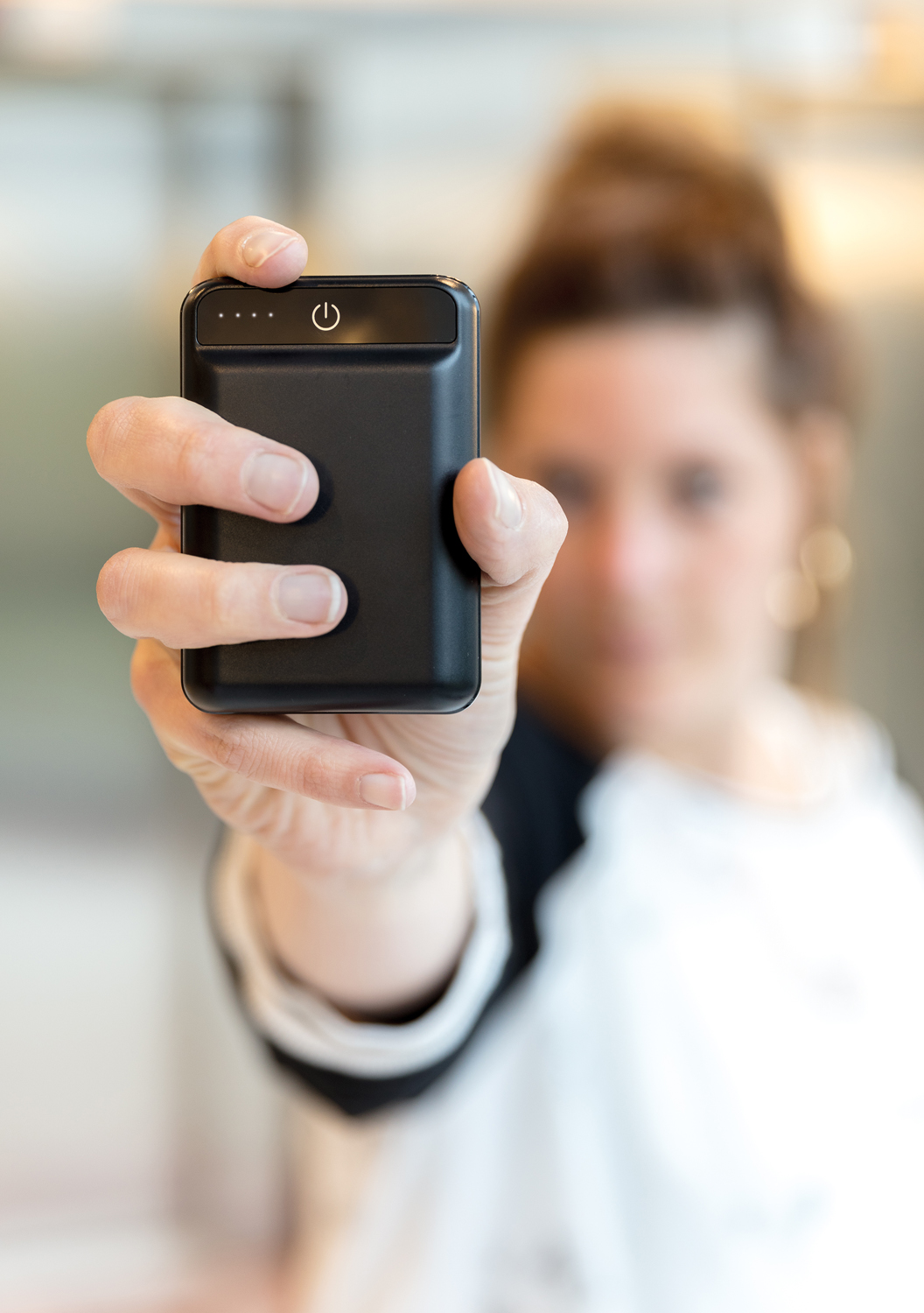 Карманный внешний аккумулятор на 10000 мАч-3