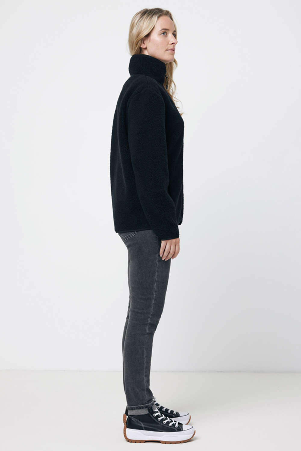 Куртка Iqoniq Diran из переработанного полиэстера AWARE™, унисекс, 320 г/м²-11