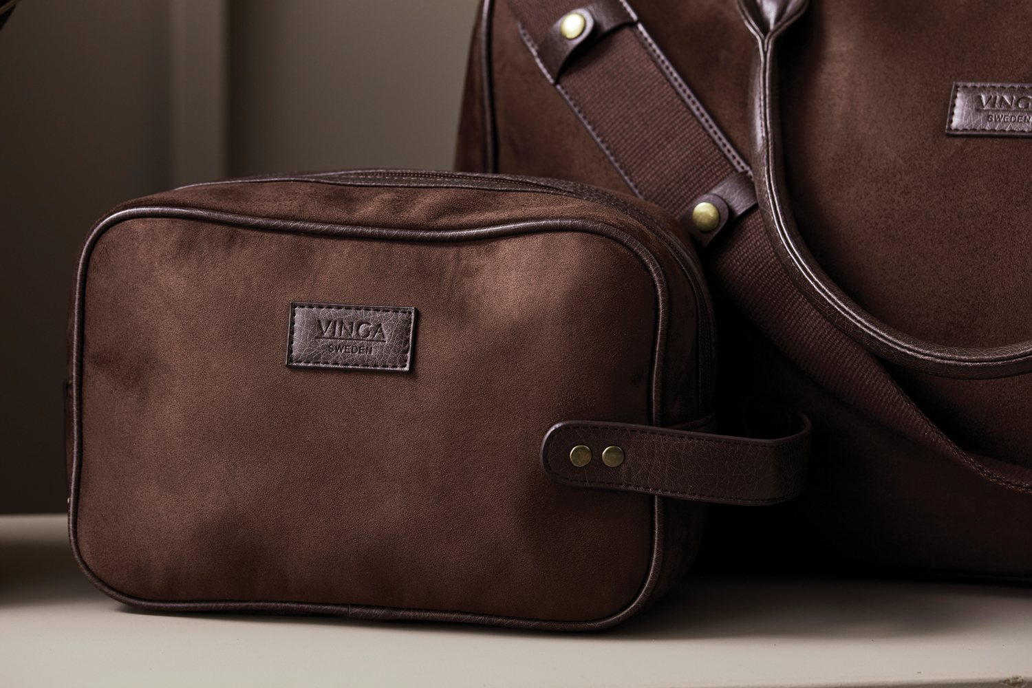 Косметичка VINGA Hunton коричневая-5