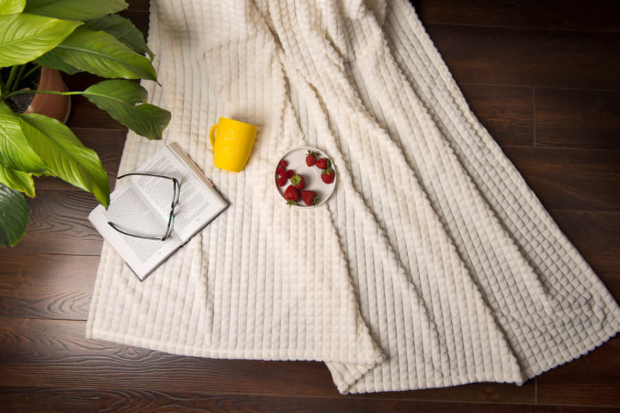 Плед фактурный IVORY", 150*200 см,  акрил  260 гр/м , белый-5