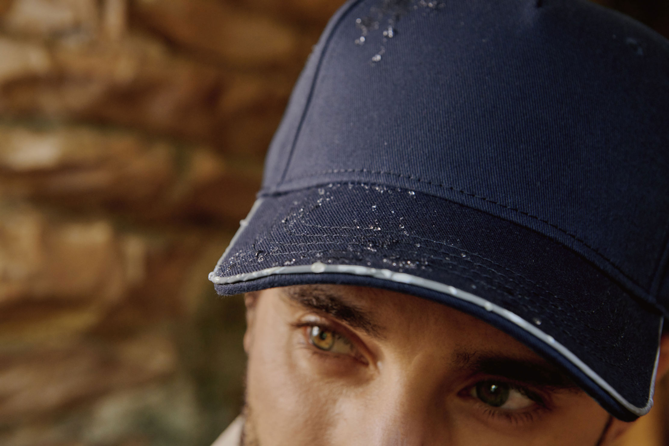 Бейсболка REFLECT-S со светоотражающими деталями, 5 клиньев,  металлическая застежка, красный-1