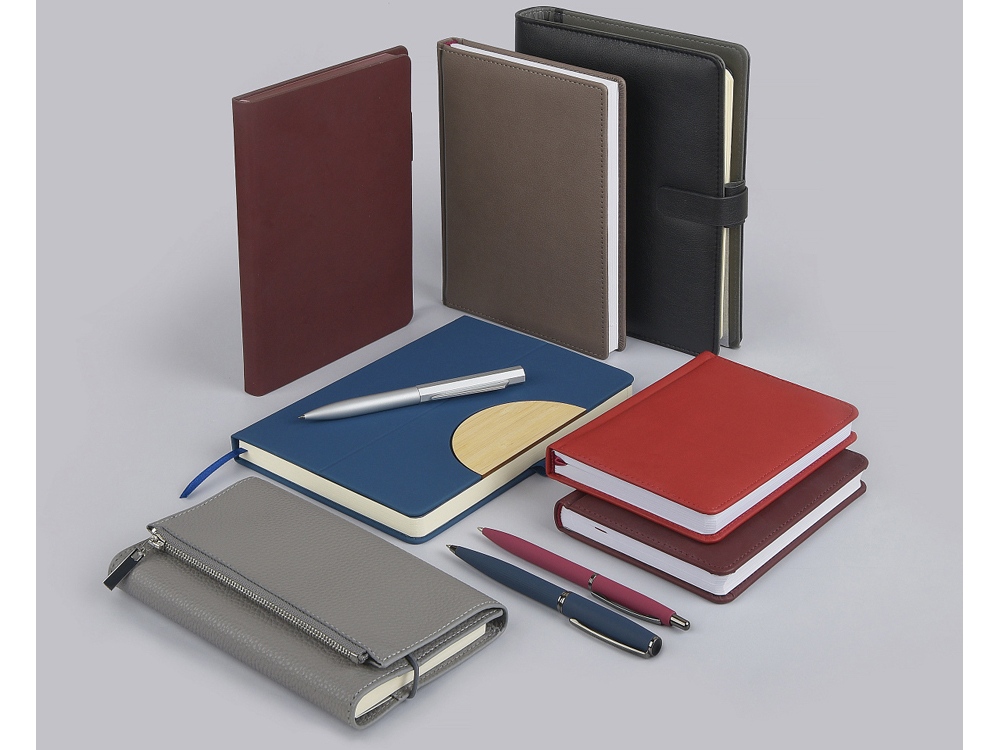 Ежедневник недатированный А5 Bosforo, синий-10