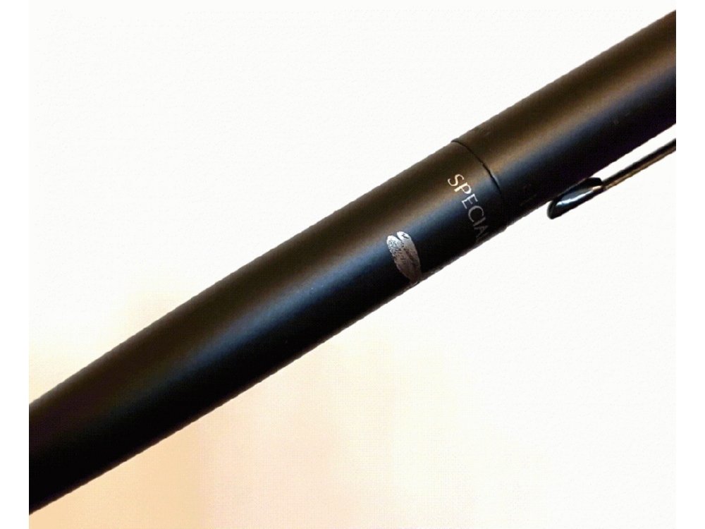 Шариковая ручка Parker Jotter XL LIMITED EDITION 2023 (символ года) в подарочной упаковке, цвет: Black, стержень: Mblue-2