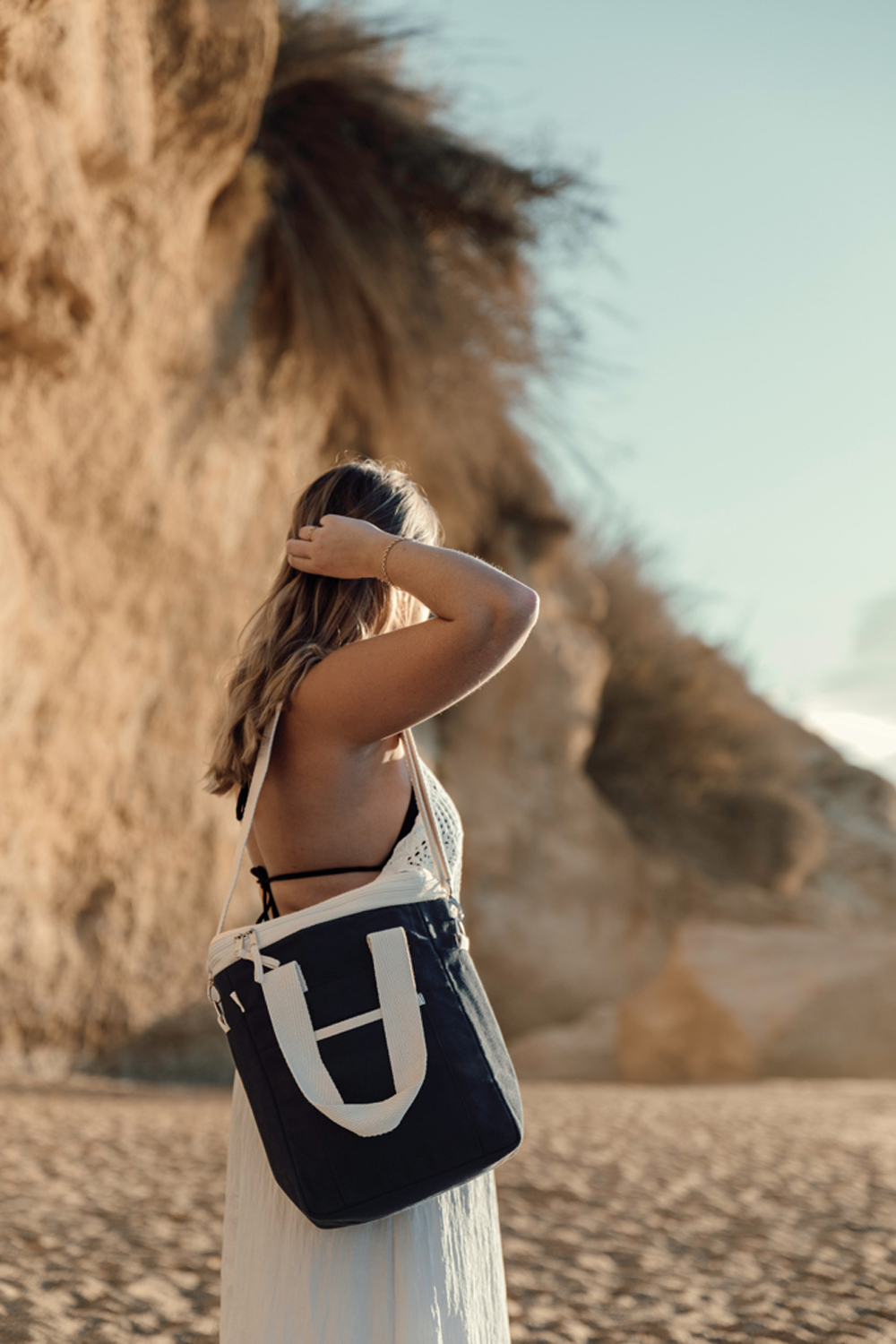 Сумка-холодильник тоут VINGA Volonne из переработанного канваса и rPET AWARE™-7