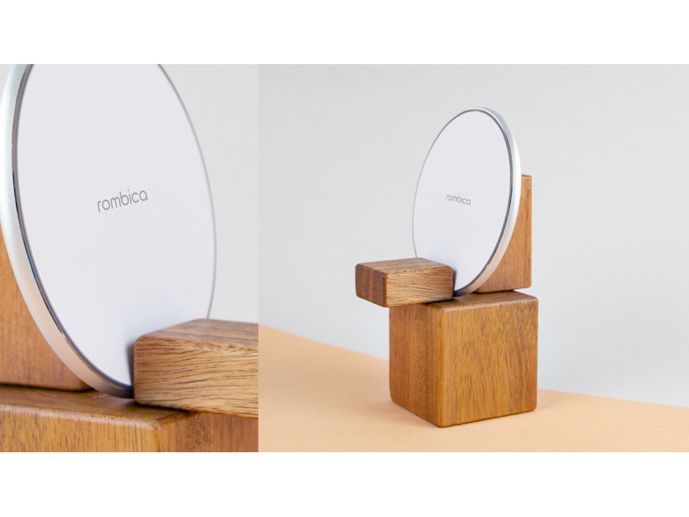 Беспроводное зарядное устройство Rombica  NEO Core Quick c быстрой зарядкой, белый (с лого)-5