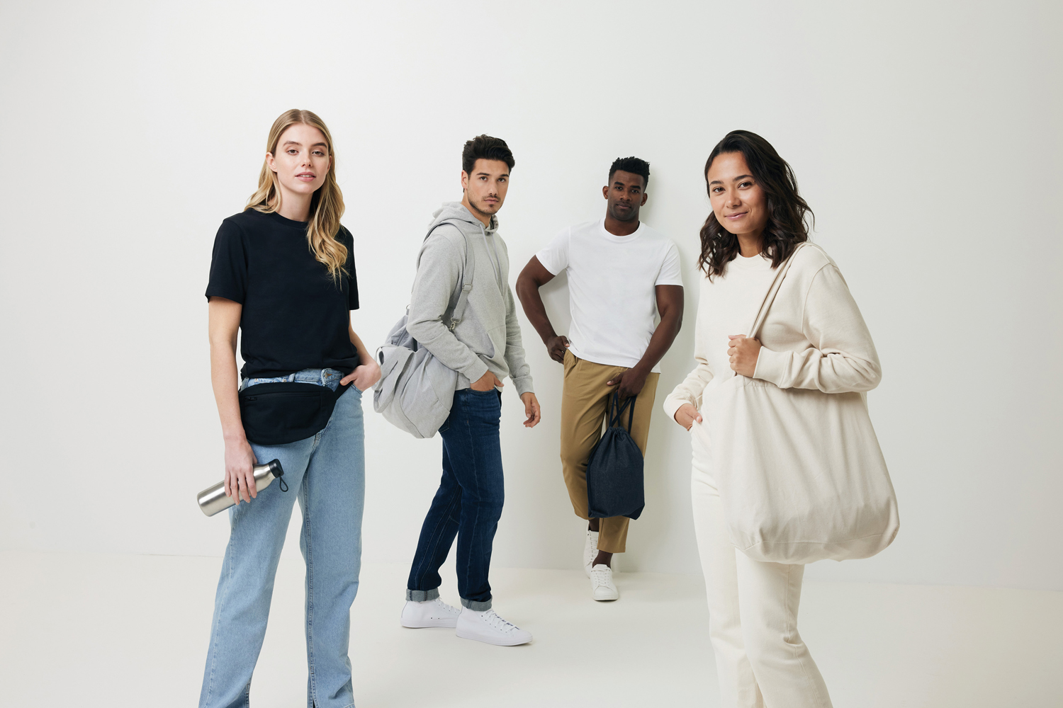 Свитшот Iqoniq Denali из переработанного неокрашенного хлопка, унисекс, 340 г/м²-6