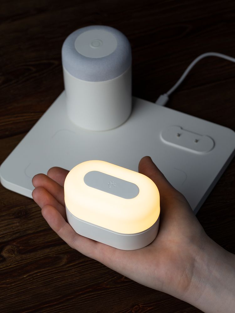 Станция беспроводной зарядки с колонкой и ночником Trilogy, белая-9