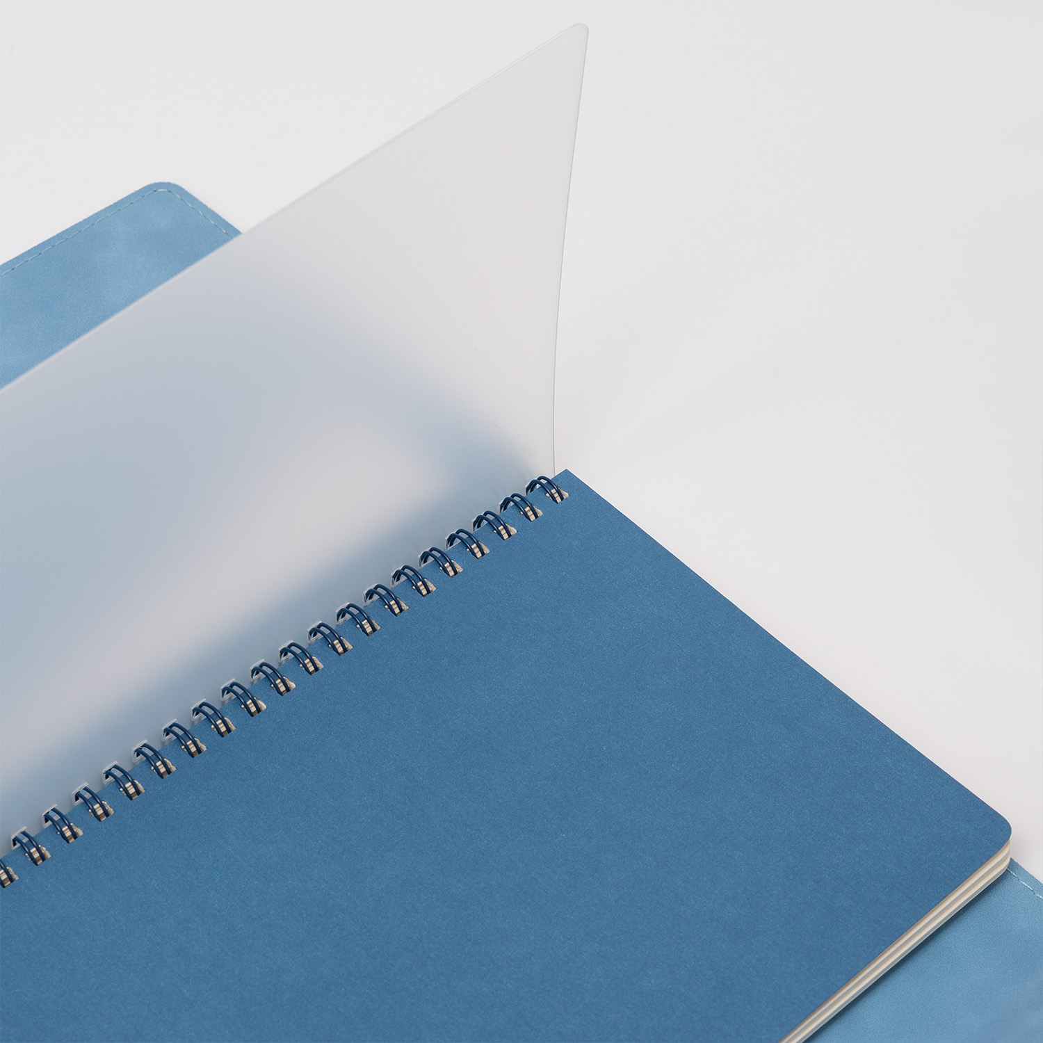 Ежедневник Магнет Центр (Magnet Centre) недатированный, голубой-5