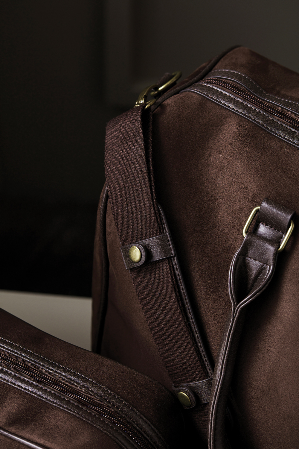 Дорожная сумка VINGA Hunton-8