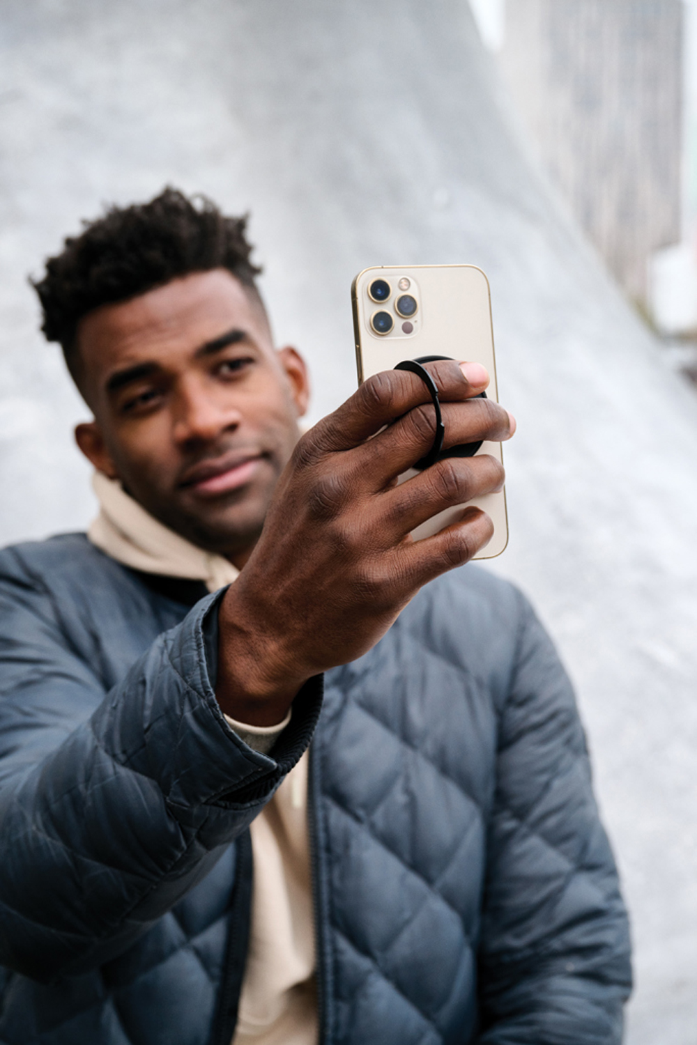 Магнитный держатель для телефона Terra Magnetic из переработанного пластика и алюминия RCS-9